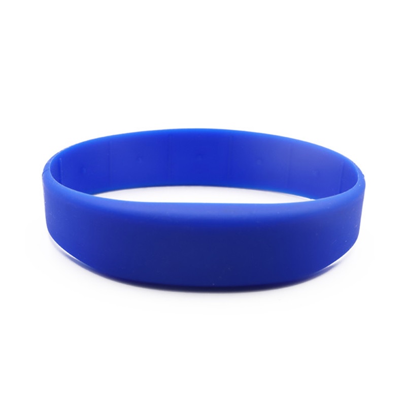 Picture of Blue wristband 13.56 MHZ for children. 70105118